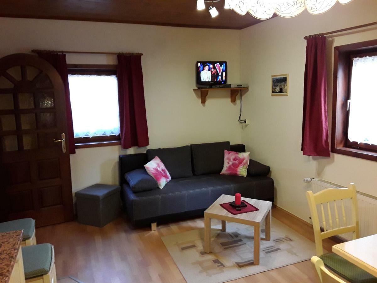 Ferienhaus Bionda Tröpolach Esterno foto